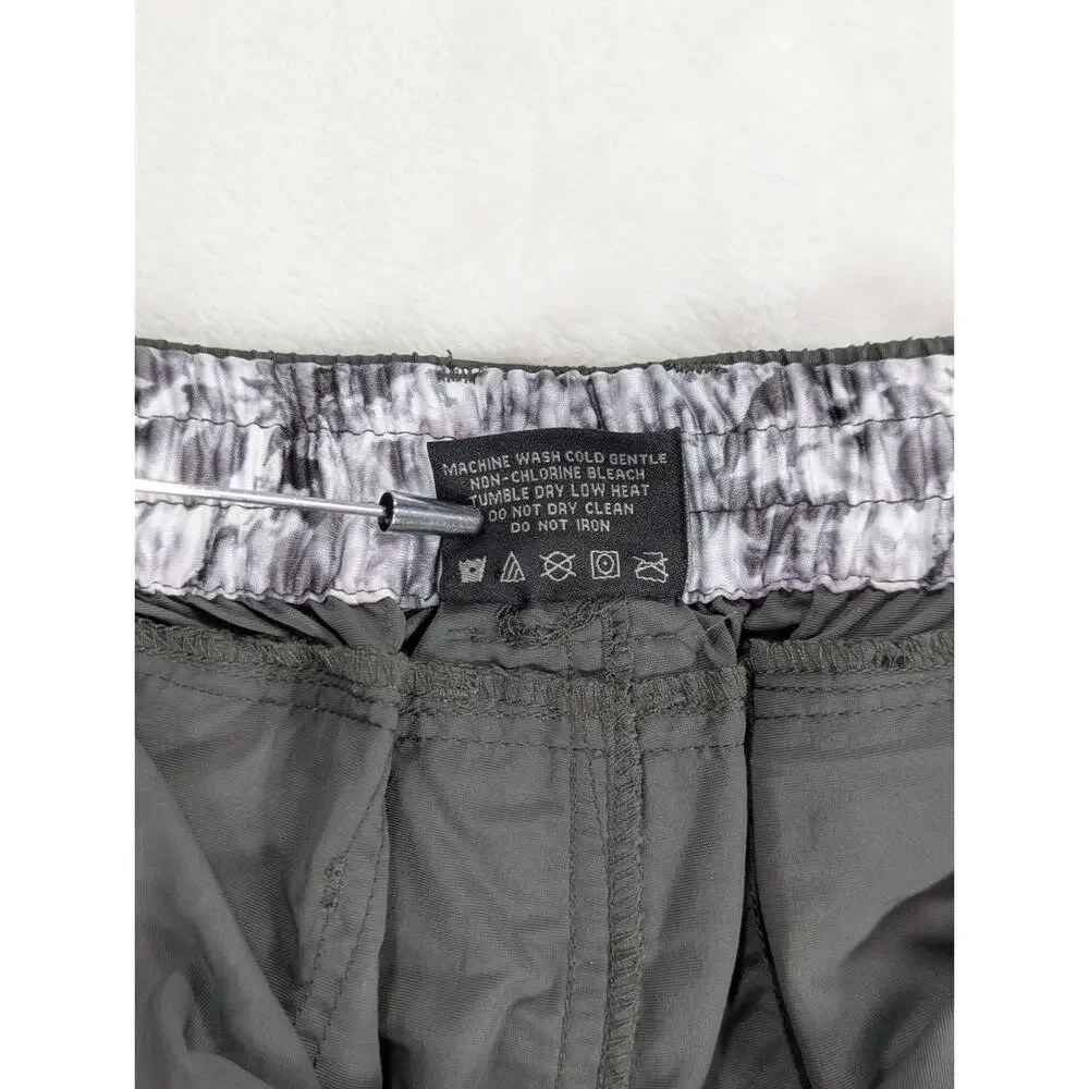 Palmyth Mens Performance Fishing Shorts NWT Size 38 XL Charcoal Gray 6.5